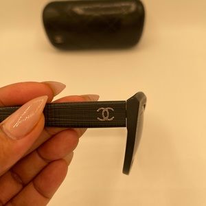 CHANEL Cat Eye CC Logo Polarized Sunglasses